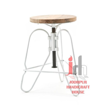 Tabouret ajustable en fer